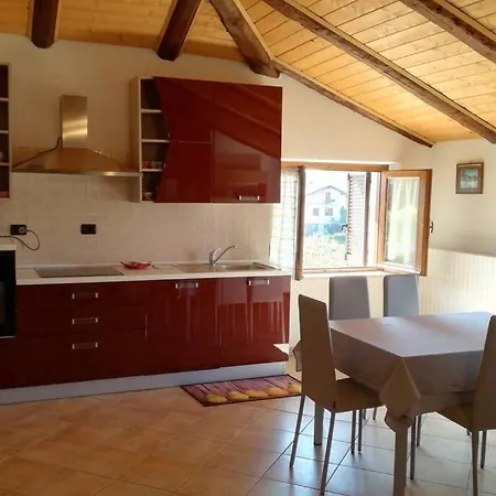 Semesterbostad Casa Vacanze Liliana 3 Priocca